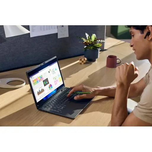 HP EliteBook X G2i NGAI 14" Ultra 7 356H 32GB 1TB SV6 5G Blue HP EliteBook X G2i NGAI 14" Ultra 7 356H 32GB 1TB SV6 5G Blue